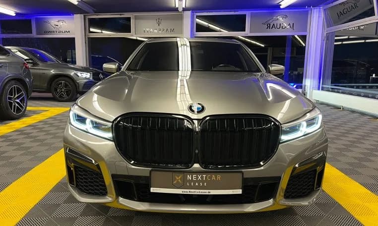 BMW 750 i xDrive Laser M Sport