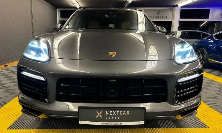 Porsche Cayenne Basis