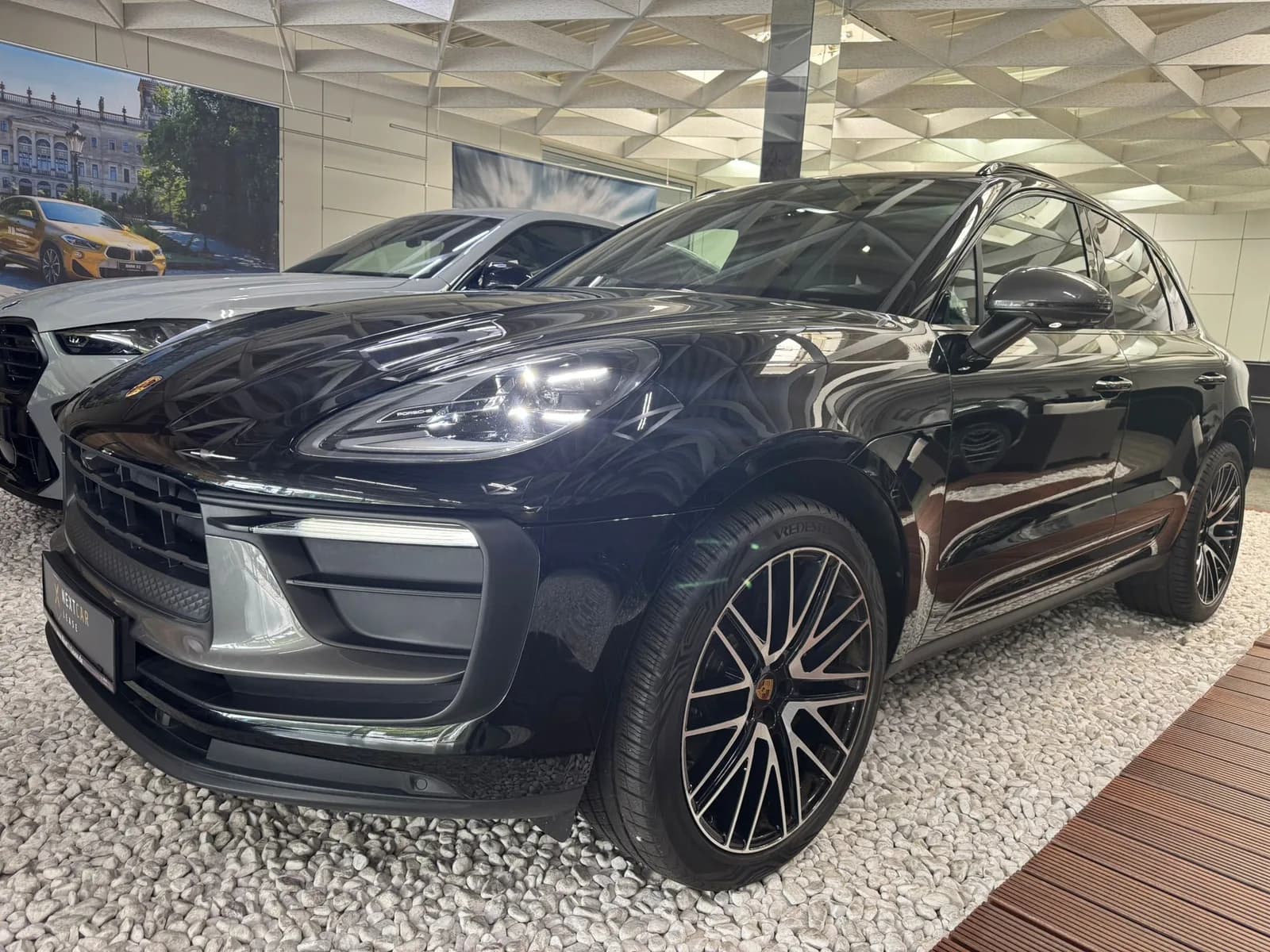Porsche Macan T