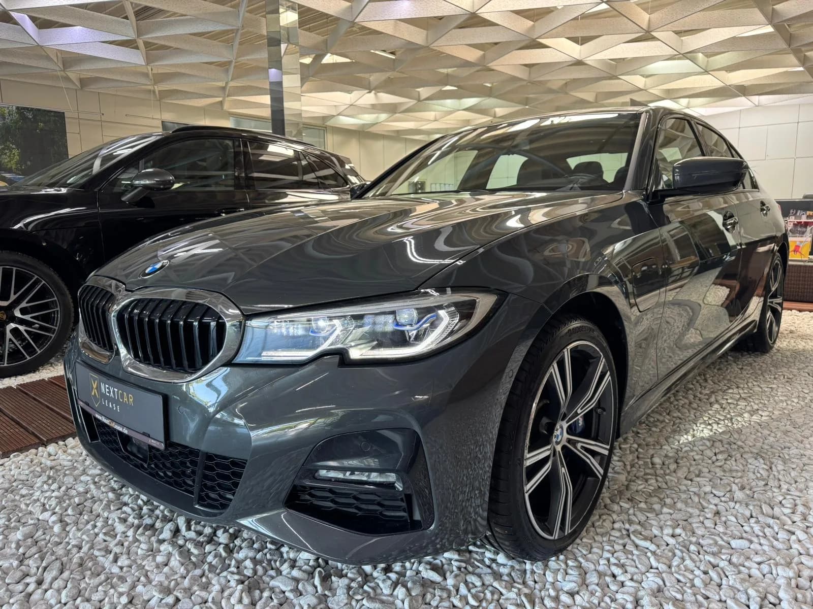 BMW 330e xDrive M Sport Lim.