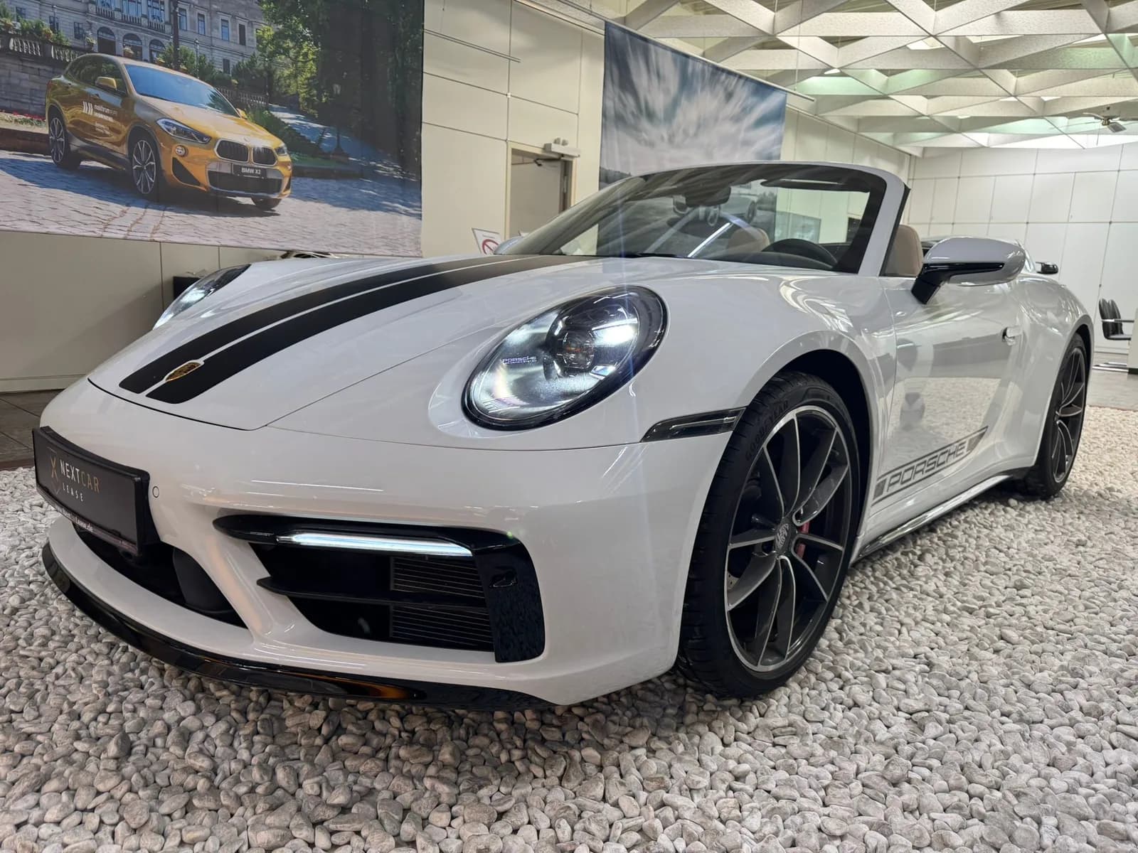 Porsche Carrera 4S Heritage