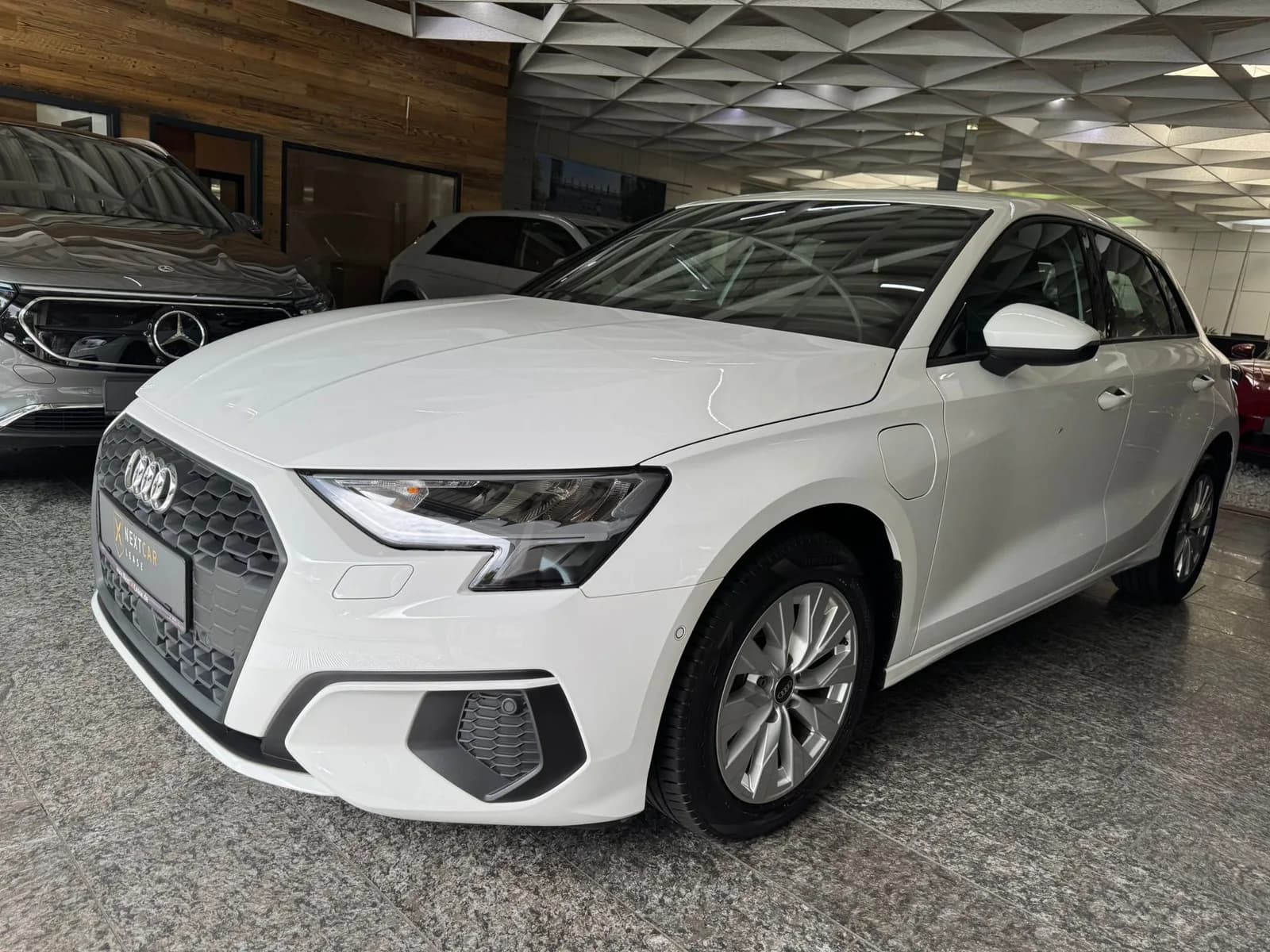 Audi A3 40 TFSI e S — Foto 1