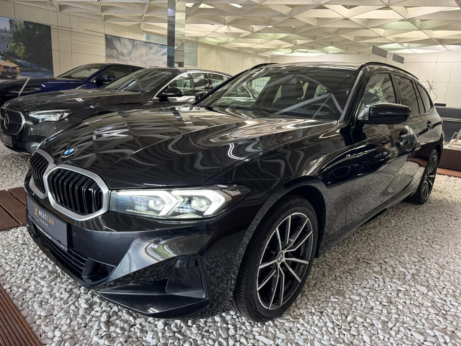 BMW 320d xDrive — Foto 1