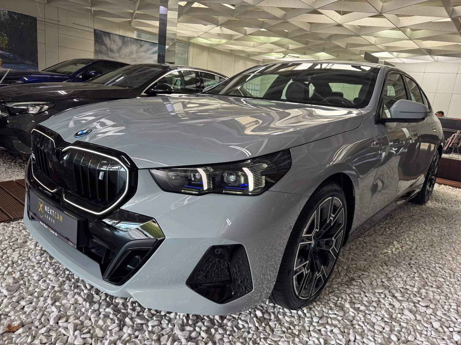 BMW i5 40eDrive M Sport — Foto 1