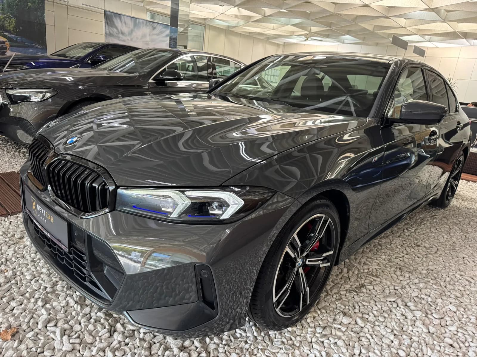 BMW 330i xDrive M Sport Pro — Foto 1