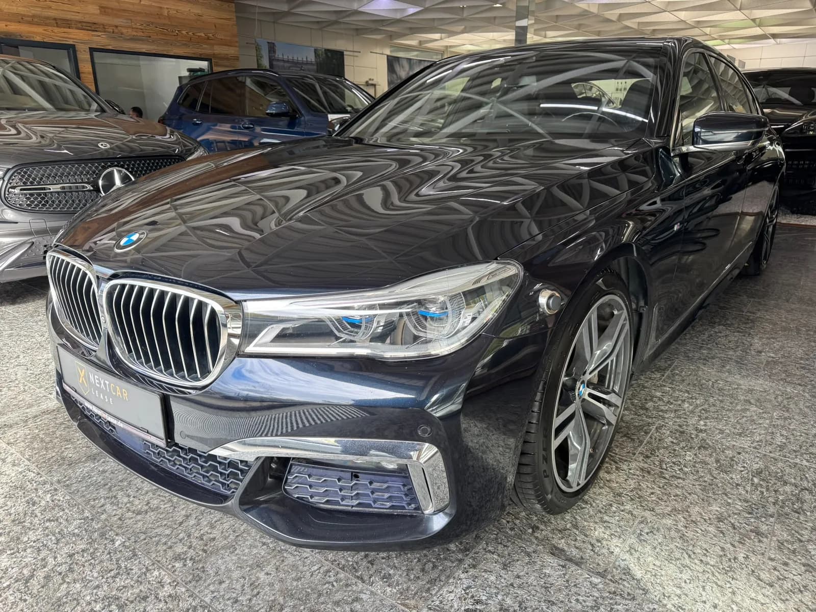 BMW 750Li xDrive MSport — Foto 1