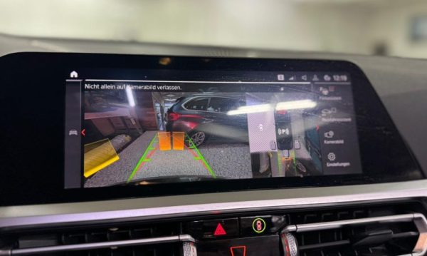 BMW M440i xDrive Cabrio - Image 16
