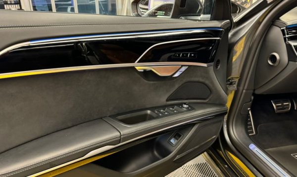 Audi A8 55 TFSI quattro - Image 27