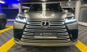 Lexus LX500d