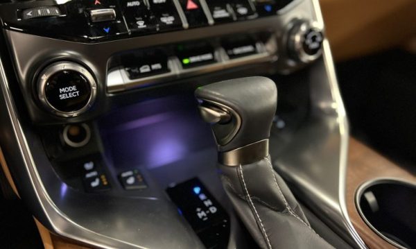 Lexus LX500d - Image 5