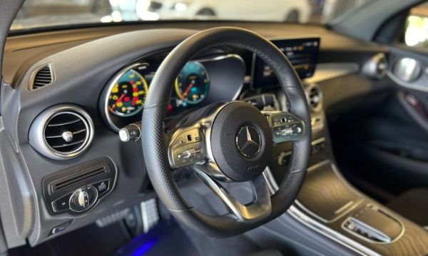 Mercedes-Benz GLC 300de 4Matic AMG Line - Image 13