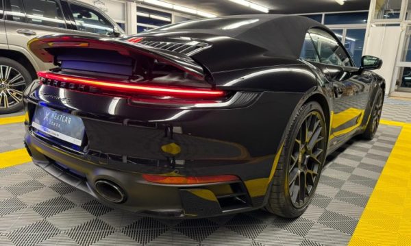 Porsche Carrera 4S Cabriolet - Image 19