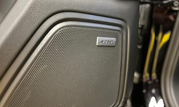 Porsche Macan Basis - Image 11