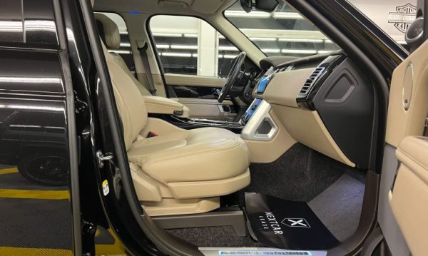 Range Rover SUV SWB 3.0 I6 400PS 4WD Auto Vogue - Image 21