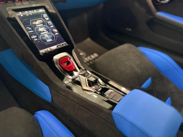 Lamborghini Huracan Tecnica - Image 13
