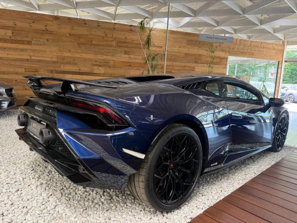 Lamborghini Huracan Tecnica - Image 7