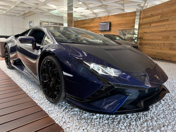 Lamborghini Huracan Tecnica - Image 4