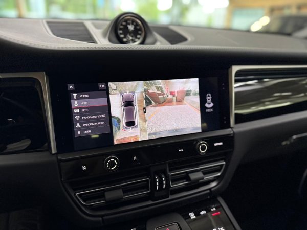 Porsche Macan S - Image 19