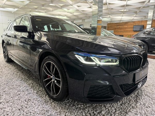 BMW 530e Touring xDrive M Sport - Image 4