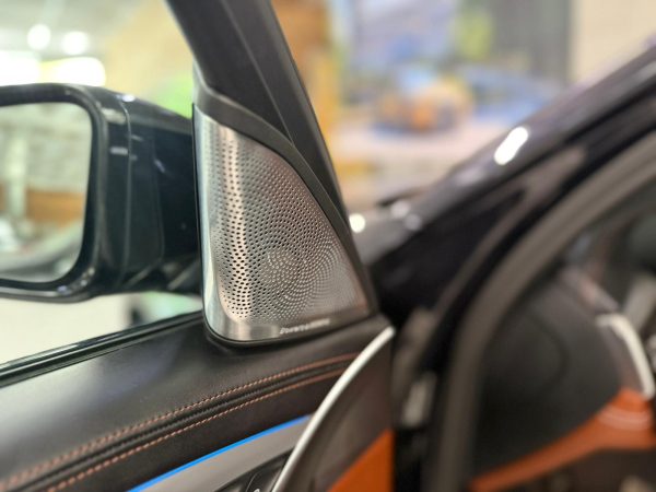 BMW 530e Touring xDrive M Sport - Image 19
