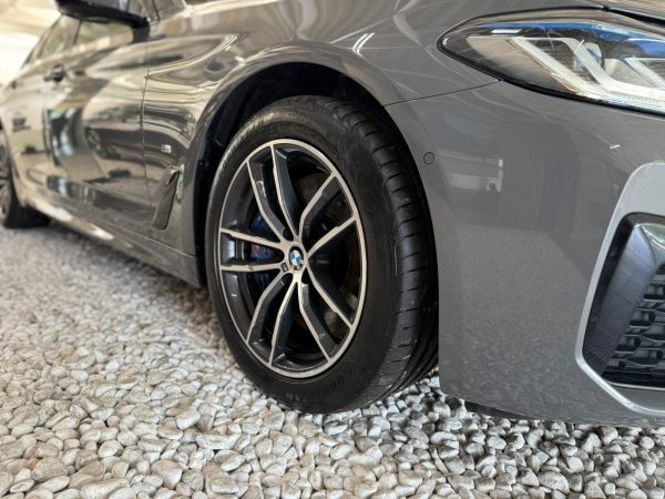 BMW 545e xDrive Lim. M Sport - Image 21
