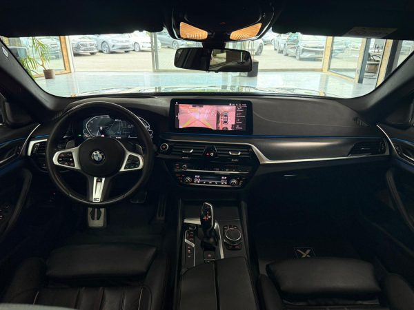 BMW 545e xDrive Lim. M Sport - Image 10