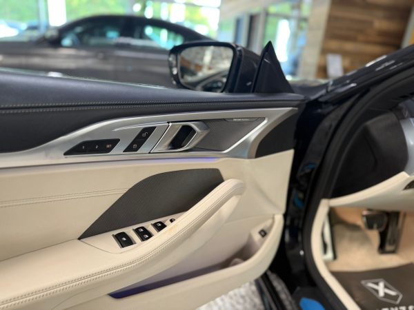 BMW 840i xDrive Cabrio - Image 14