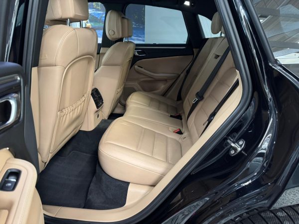 Porsche Macan 2.0 - Image 9