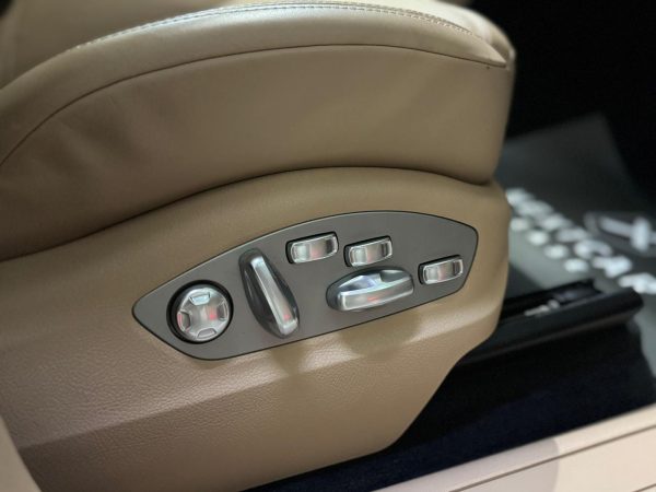 Porsche Macan 2.0 - Image 14