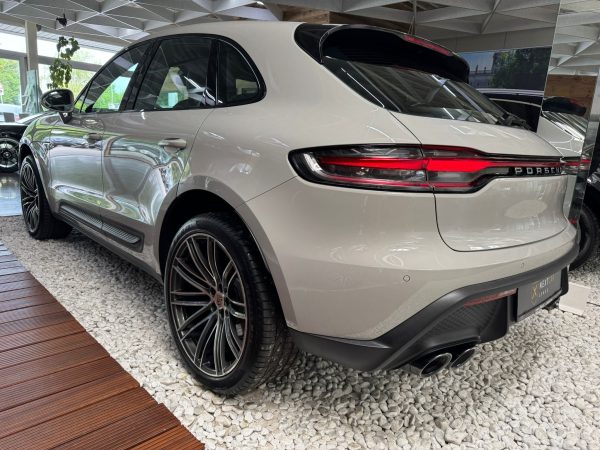 Porsche Macan S - Image 7