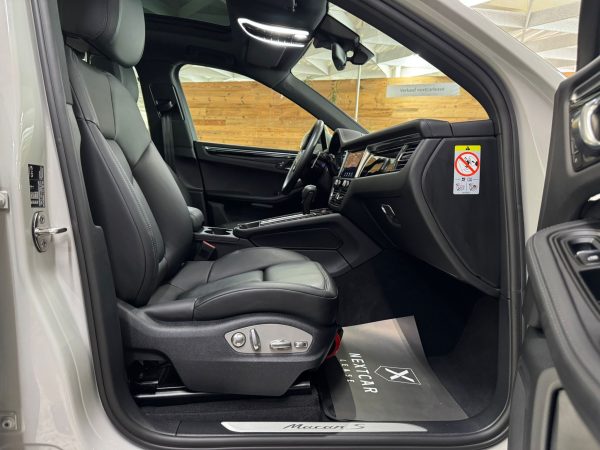 Porsche Macan S - Image 11