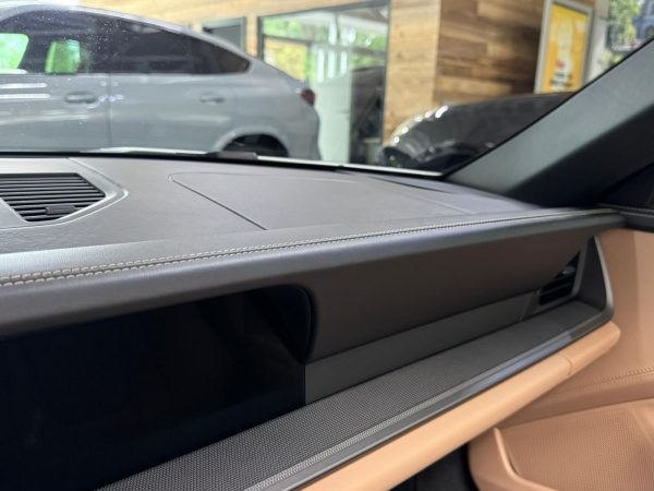 Porsche Carrera Cabrio - Image 16