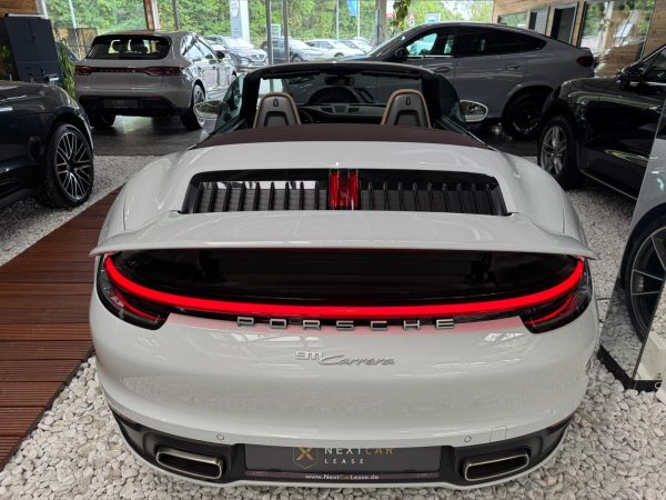 Porsche Carrera Cabrio - Image 9