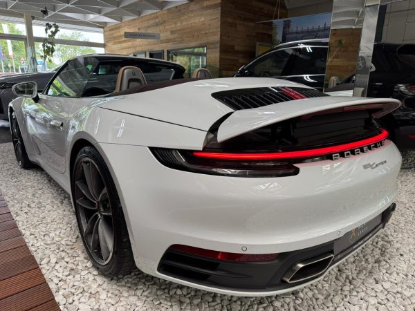 Porsche Carrera Cabrio - Image 8