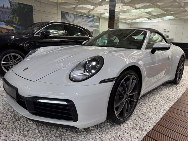 Porsche Carrera Cabrio