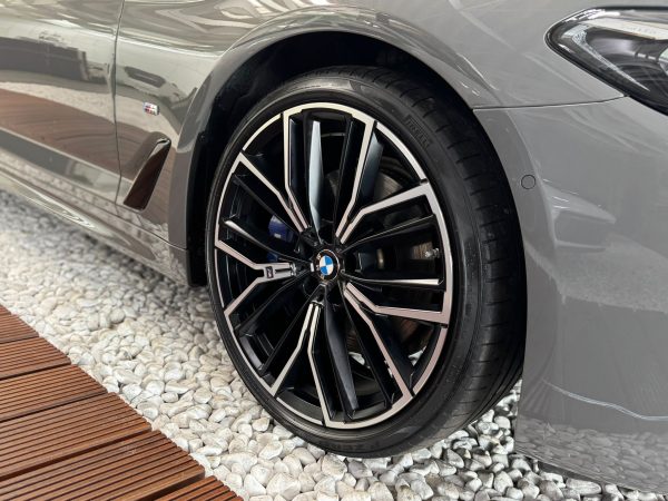 BMW 530i - Image 8