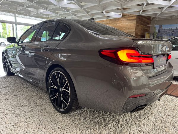 BMW 530i - Image 7