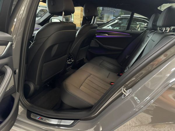 BMW 530i - Image 10