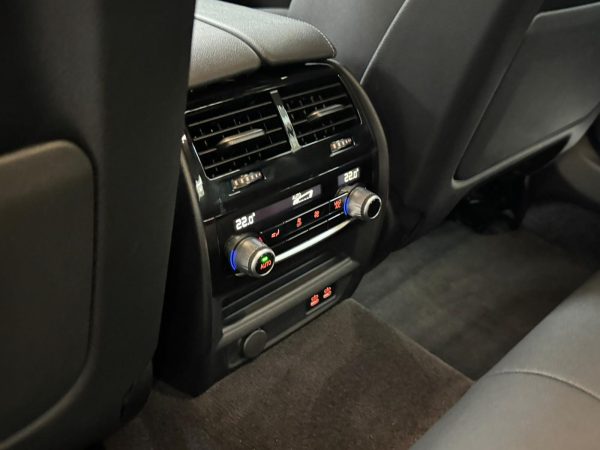 BMW 530i - Image 15
