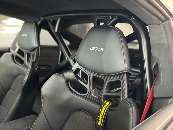 Porsche 911 GT3 - Image 17
