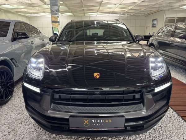 Porsche Macan T - Image 3