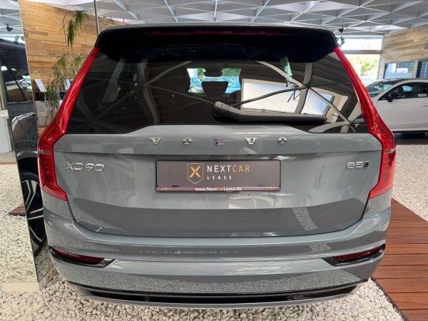 Volvo XC90 Ultra Dark AWD 7Spl - Image 6