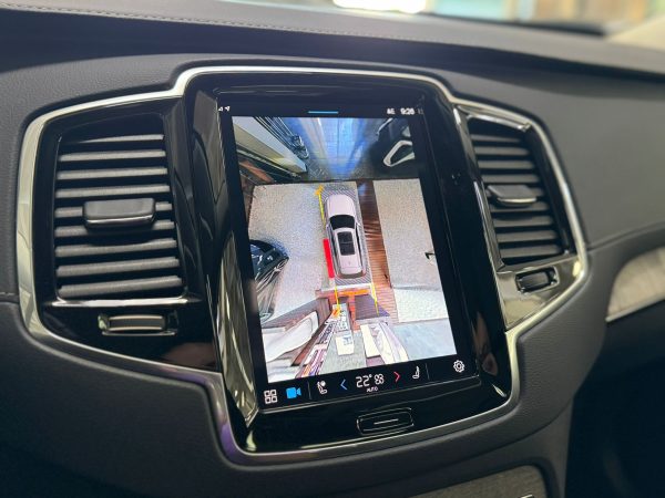 Volvo XC90 Ultra Dark AWD 7Spl - Image 15