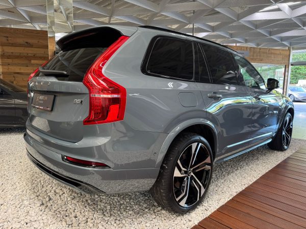 Volvo XC90 Ultra Dark AWD 7Spl - Image 5