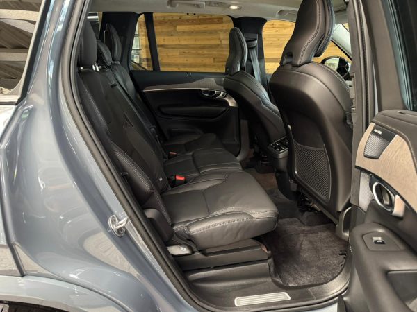 Volvo XC90 Ultra Dark AWD 7Spl - Image 13