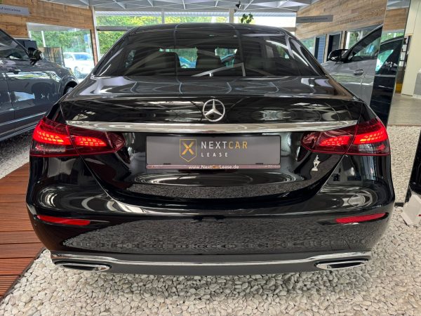 Mercedes-Benz E-Klasse Lim E 220d 4Matic - Image 6