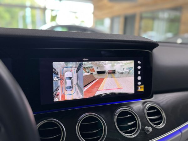 Mercedes-Benz E-Klasse Lim E 220d 4Matic - Image 14