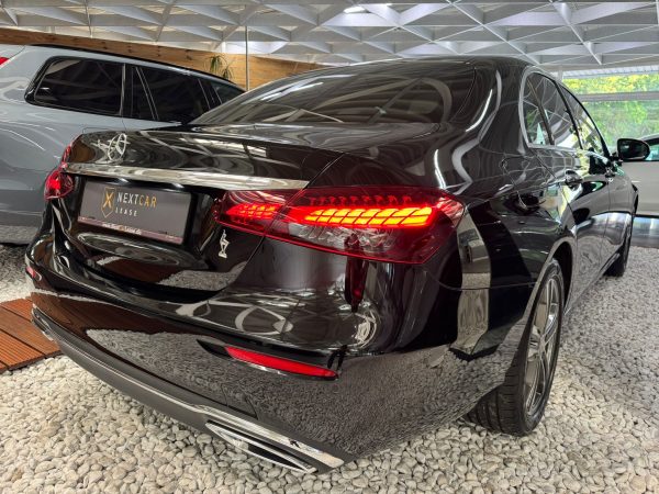 Mercedes-Benz E-Klasse Lim E 220d 4Matic - Image 5