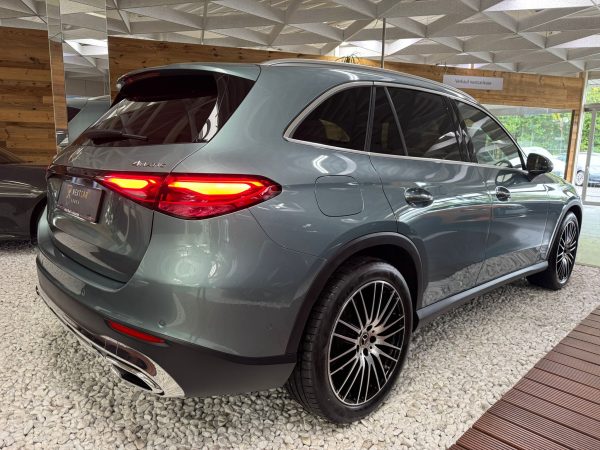 Mercedes Benz GLC 300d 4MATIC - Image 5