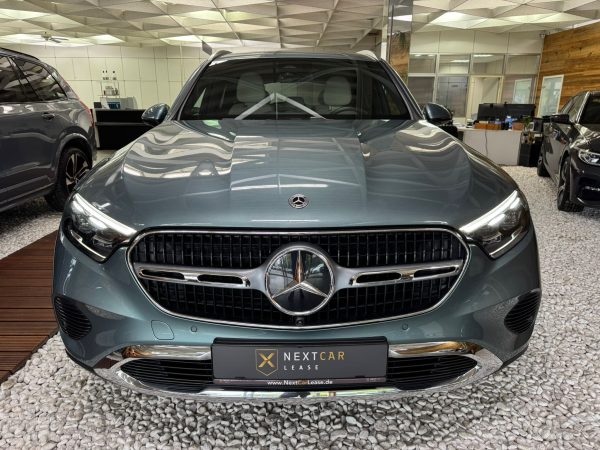 Mercedes Benz GLC 300d 4MATIC - Image 3